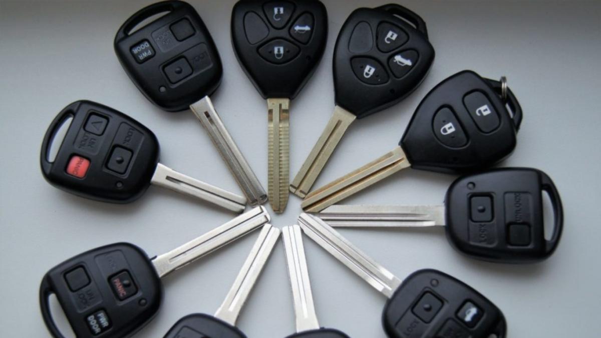 car-keys-manufacture